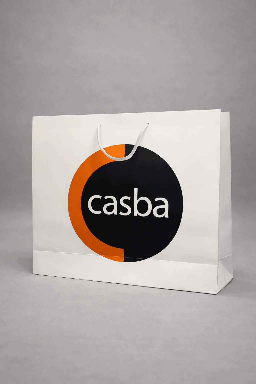 Χάρτινη σακούλα με εκτύπωση λογοτύπου — Casba | Laderos Bags