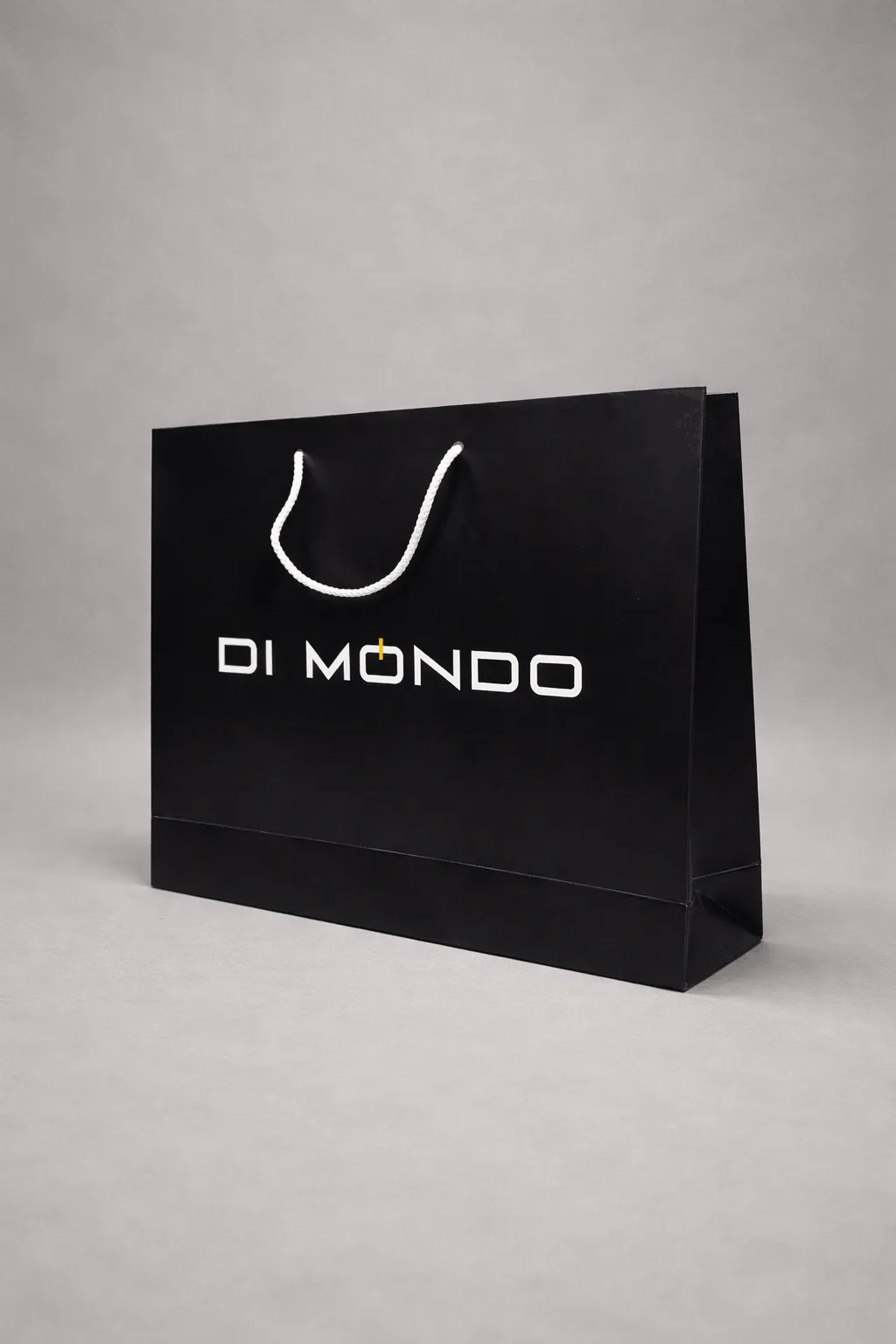 Χάρτινη σακούλα με εκτύπωση λογοτύπου — Di Mondo | Laderos Bags